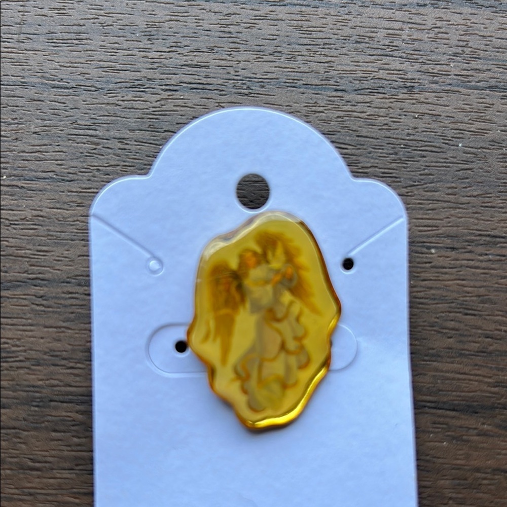 Vintage Angel Cameo Brooch